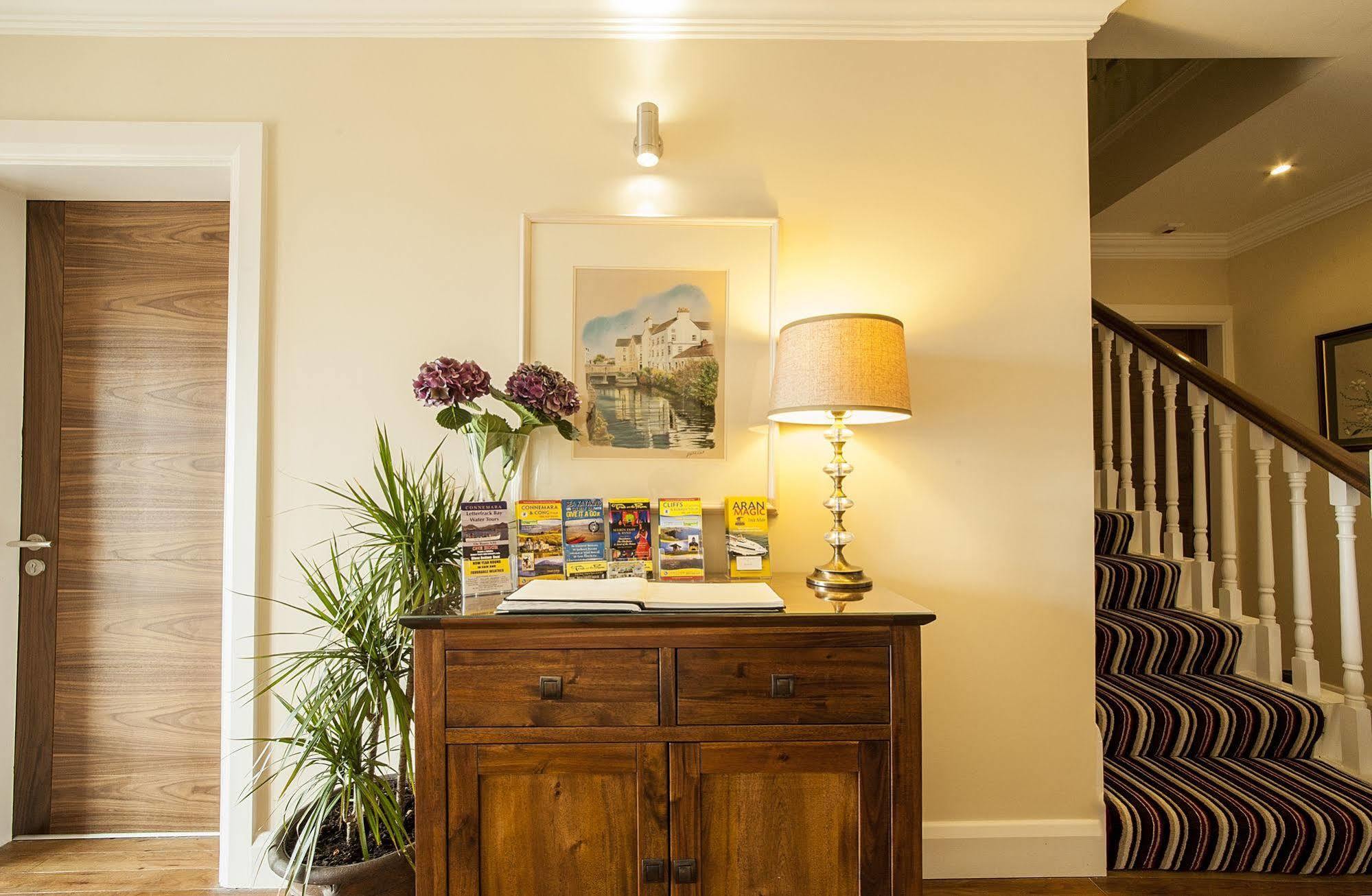Sea Breeze Lodge B&B Galway Exteriér fotografie