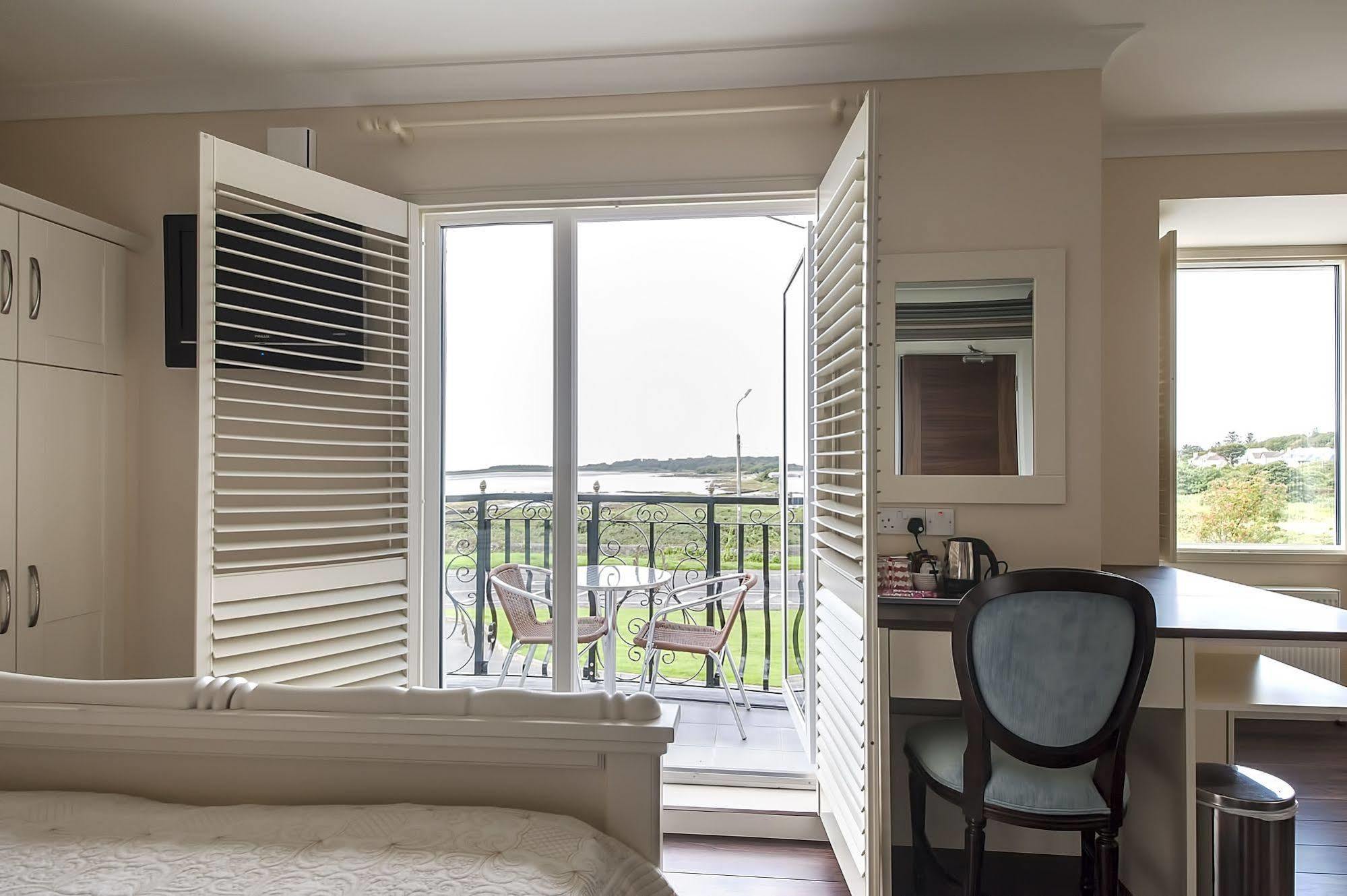 Sea Breeze Lodge B&B Galway Exteriér fotografie