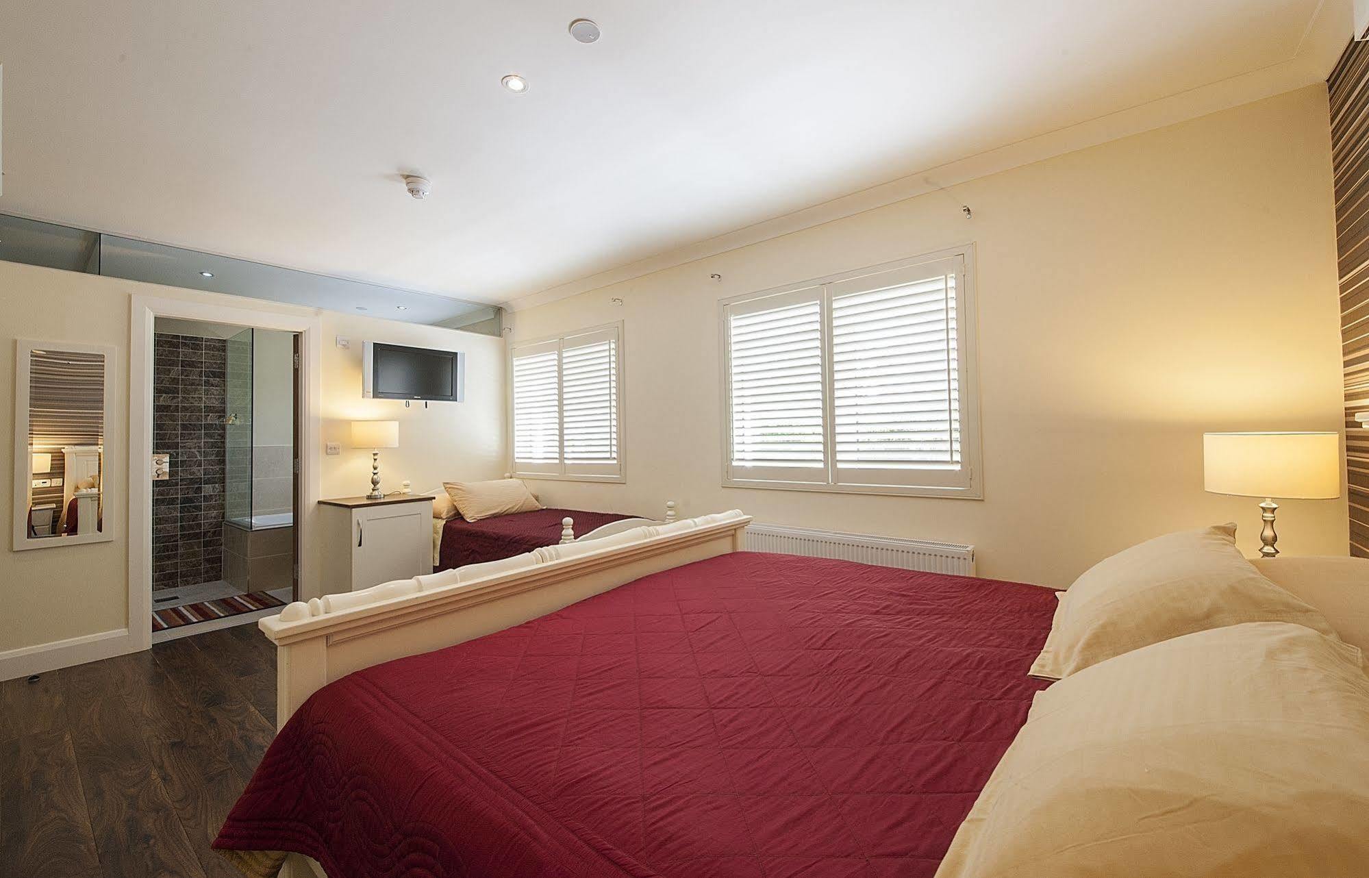 Sea Breeze Lodge B&B Galway Exteriér fotografie